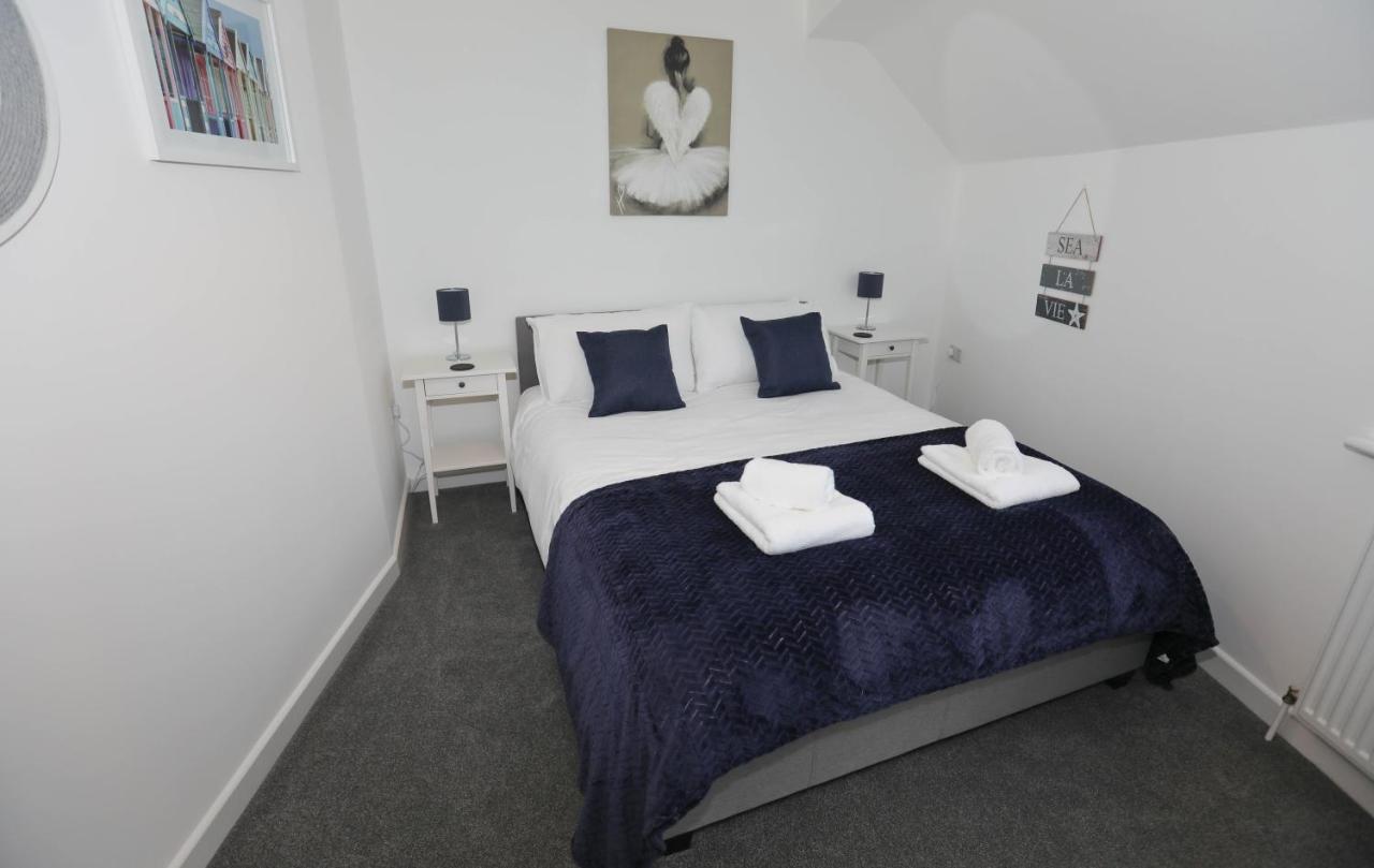 Exmouth - Apartment 2, Strand House - Modern 2 Bedroom Apartment, Perfect Location For Access To Beach & Town Centre - Sleeps 4 Guests - Hosted By Rentmyhouse Exterior photo